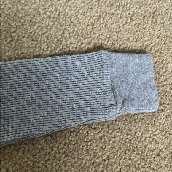 TNA cropped grey long sleeve - Picture 6 of 14